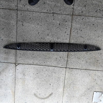 الغطاء السفلي لـ THERMO KING T-600M ، T-800M ، T-1000M ، T-680Pro ، T-880Pro ، T-1080Pro ، نموذج 988025 GRILLE-LOWER-TK أسود ، SP