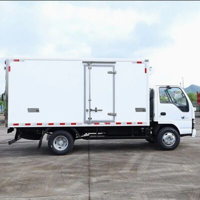 إيزوزو كينغلينغ 600P 6 عجلات 3 طن شاحنة مبردة مع وحدة التبريد THERMO كينغ RV380 نموذج